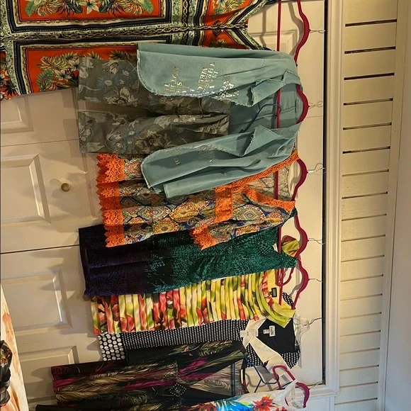 Colorful Patterned Dresses Collection - Picture 2 of 4